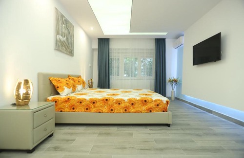 Constanta Apartment | Blue Lagoon Neversea Studio