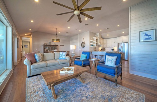 Old Town House | Blue Marlin at Trout Street | Balcony w/Marina Views | Walk to Port A Nightlife
