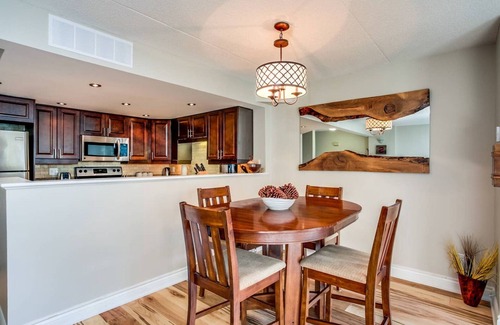The Blue Mountains Condo | Blue Mountain Ski in/Ski Out Chalet Condo