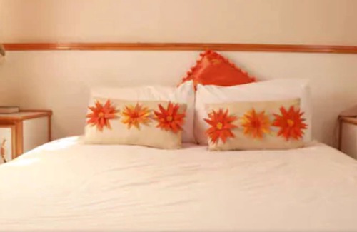 Teyateyaneng Hotel | Blue Mountain Inn