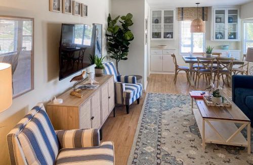 Crown Point House | Blue Oasis