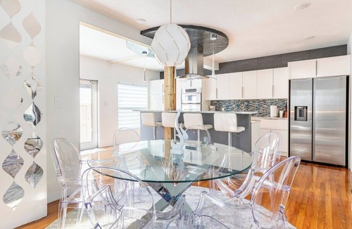 Poinsettia Heights House | Blue Ocean Vacation Home 2