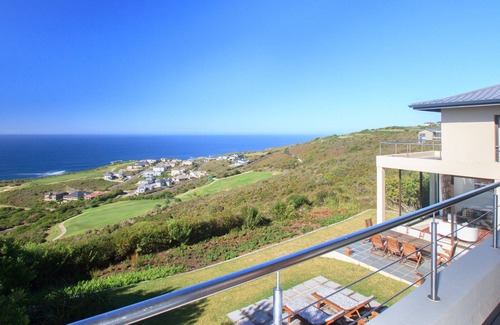 Knysna Villa | Blue Ocean Villa - Luxury villa with sea views on Pezula Golf Estate