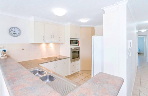 Yamba Apartment | Blue Pacific 2 offering stunning ocean views