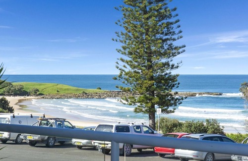 Yamba Apartment | Blue Pacific 3 | Views Across Pippi Beach