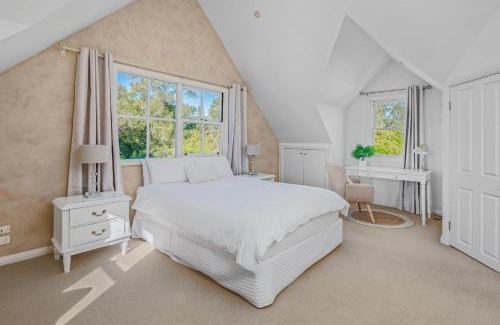 Old Bar House | Blue Pearl - Old Bar Holiday Rentals