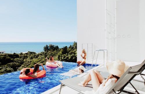 Maeganeku Villa | Blue Rela Luxe Resort Okinawa