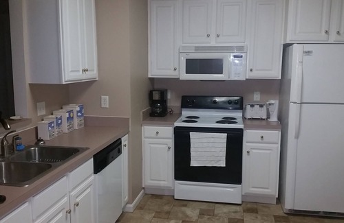Bolivar House | Blue Ridge Beauty 2 BDRM 2.5 BATH Home Mountains Rivers Wineries Brewery Casino