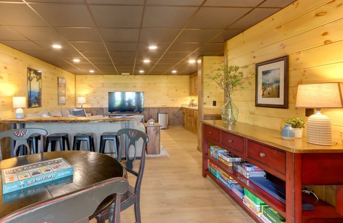 Epworth Cabin | Blue Ridge Vacation Rental w/Deck & Game Room!