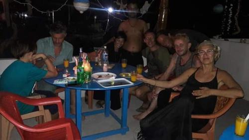 Neil Island Hotel | Blue Sea Restaurant & Bungalows