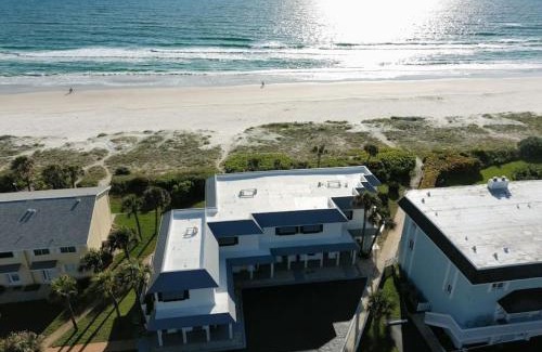 Southern Shores House | Blue Skies Oceanfront 2 bedroom townhouse