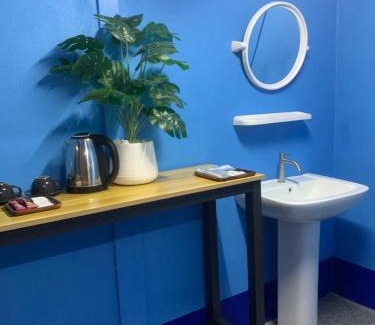 Ban Pong House | Blue Sky Home stay
