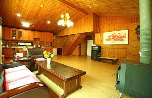 Sinbuk-myeon Hotel | Blue Sky Pension