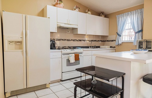 Pos Chiquito House | Blue Sky Residence Aruba