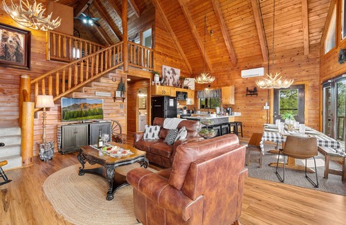 Overgaard Cabin | Blue Spruce Retreat