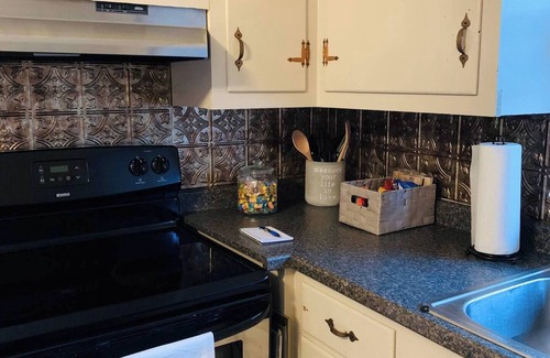 Martin Apartment | Blue Suede Shoes Apartment near downtown Martin