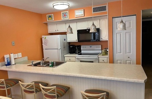 Miramar Beach House | Blue Surf 22, 2BR/2BA Townhouse, Seasonal Beach Service Included!