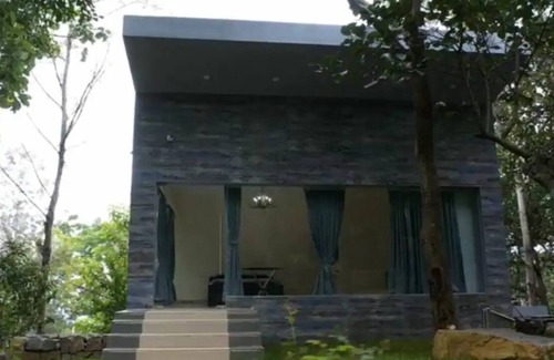 Yercaud Villa | Blue Valley Estate-12 Acre Forest-Silver Oak-Villa