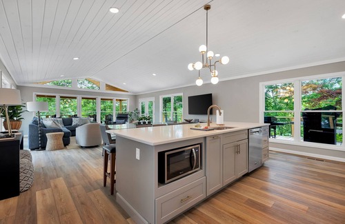 Arley House | Blue View: 4 BR, 3 BA House in Arley, Sleeps 16