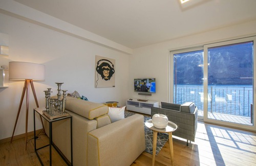 Albogasio Apartment | Blue View Lugano Lake - Waterfront Cocoon, Valsolda, Italy