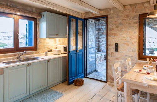Krotiri Villa | Blue Villa in Kampos, Paros