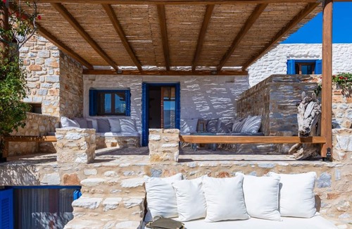 Krotiri Villa | Blue Villa in Kampos, Paros