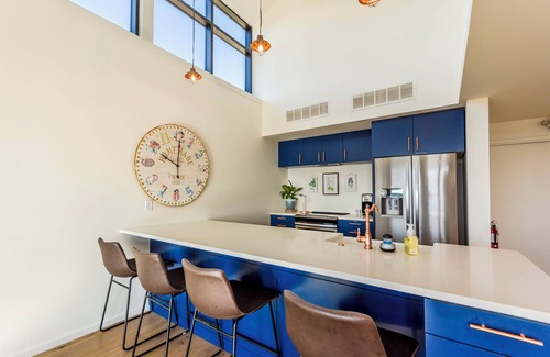 Randolph Hotel | Blue Vista Stone Lodge