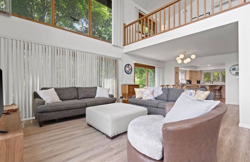 Carsonville House | Blue Water Beach House! Amazing Beach, sleeps 20!