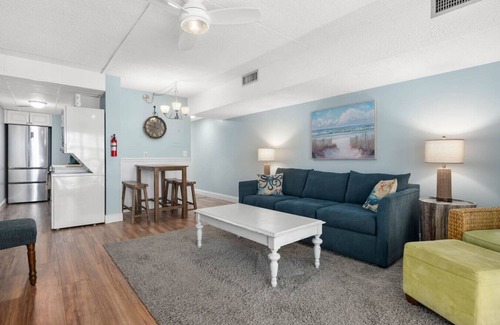 Montego Bay Condo | Blue Water Condo - Pool View/Steps to the Beach!