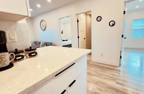East Daytona Apartment | Blue Wave Retreat (Beach)