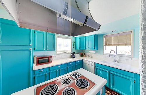 Agate Beach House | Blue Waves Overlook