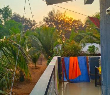 Patnem House | Blue whale