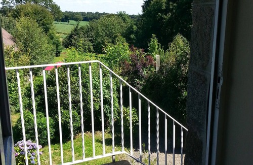 Vengeons Cottage | Bluebell Cottage 2 bedroom in the beautiful Normandie Countryside France