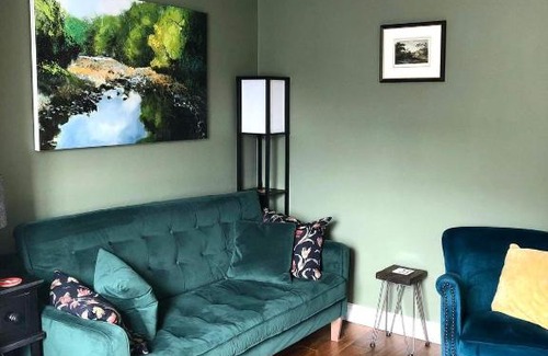 Pickering House | Bluebird Cottage
