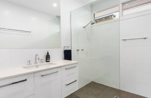 Point Lonsdale House | Bluebird - Point Lonsdale