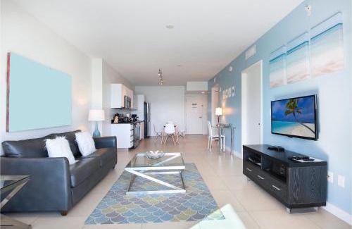 North Beach Apartment | Bluebird Suites Monte Carlo Miami Beach