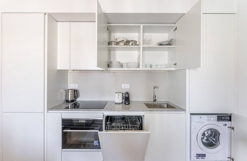 Falca Apartment | Blueground | Alvalade, balcony, nr Campo Pequeno