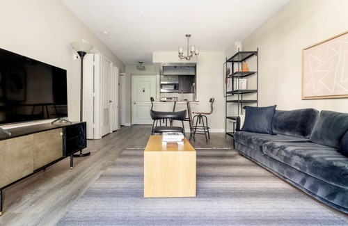 Connecticut Ave - K Street Apartment | Blueground | Connecticut Ave/K Street, rooftop, nr Lincoln Memorial