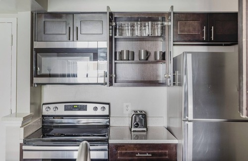Connecticut Ave - K Street Apartment | Blueground | Connecticut Ave/K Street, rooftop, nr Lincoln Memorial