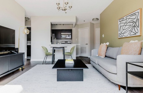 Connecticut Ave - K Street Apartment | Blueground | Connecticut Ave/K St, rooftop, nr Lincoln Memorial