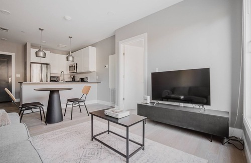 Eagle Hill Apartment | Blueground | East Boston, AC, w/d, nr parks