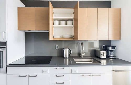 West Fens Apartment | Blueground | Fenway–Kenmore, rooftop, nr Fenway Park
