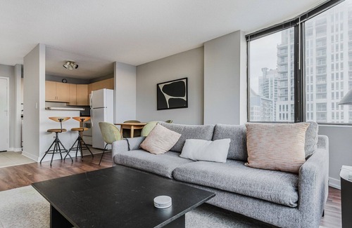 South Loop Apartment | Blueground | South Loop, rooftop & gym, nr park