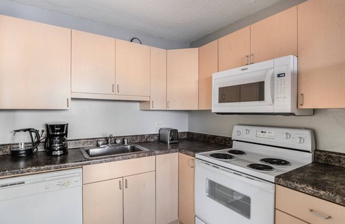 South Loop Apartment | Blueground | South Loop, rooftop & gym, nr park