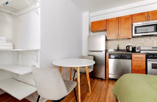 Lincoln Square Apartment | Blueground | Upper West Side, w/d, nr Central Park