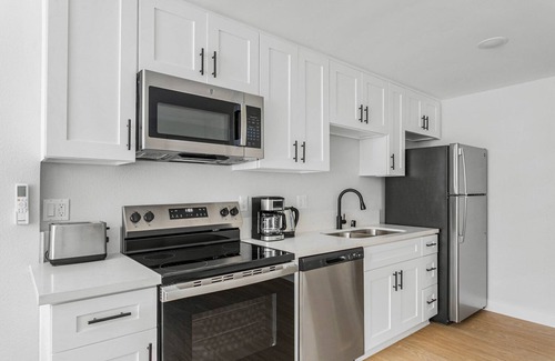 Westwood Apartment | Blueground | Westwood, view, nr UCLA