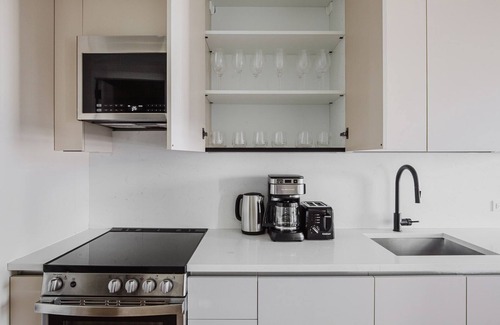 Williamsburg Apartment | Blueground | Williamsburg, AC, w/d, nr parks