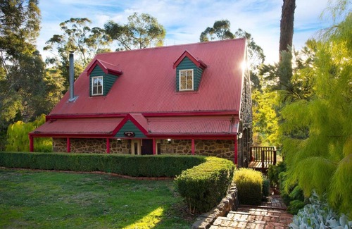 Hepburn House | Bluegums Retreat