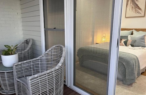 Catherine Hill Bay Apartment | Bluemoon Getaway