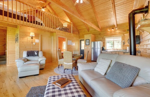 Mindoro Cabin | Bluff Views: 'Bunker Hill' Cabin in Mindoro!